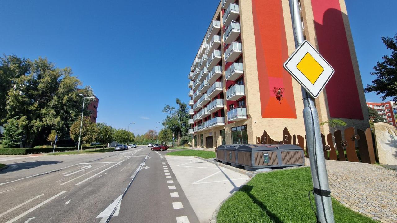 Luxo 2 Room Apartments By Bratislavatrip Exterior foto